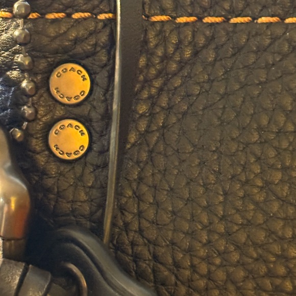 Coach 1941 Pebble
Leather Rogue Bag 25. Never used - Picture 8 of 14